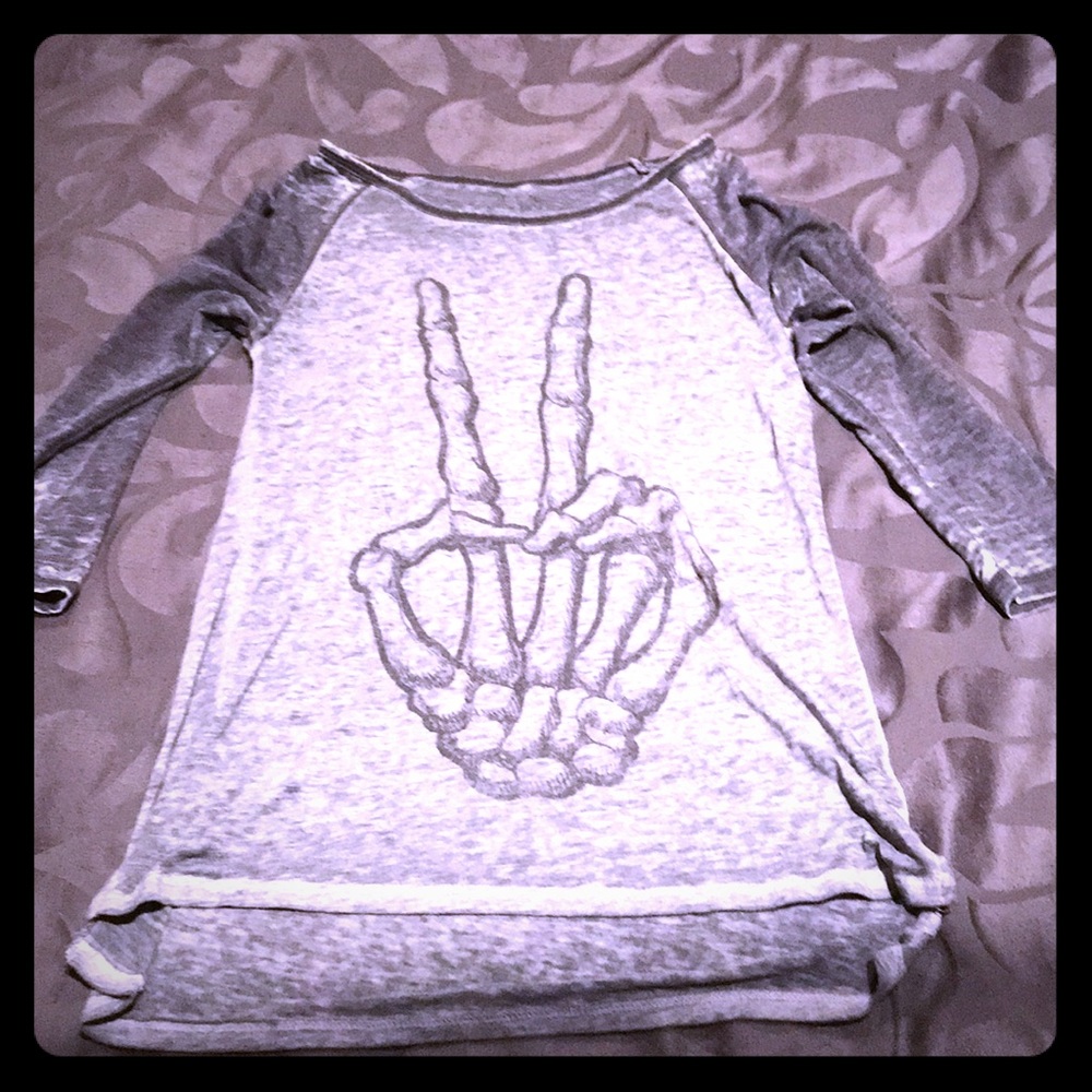 🔴5/$20 Sale!! Skull T-shirt